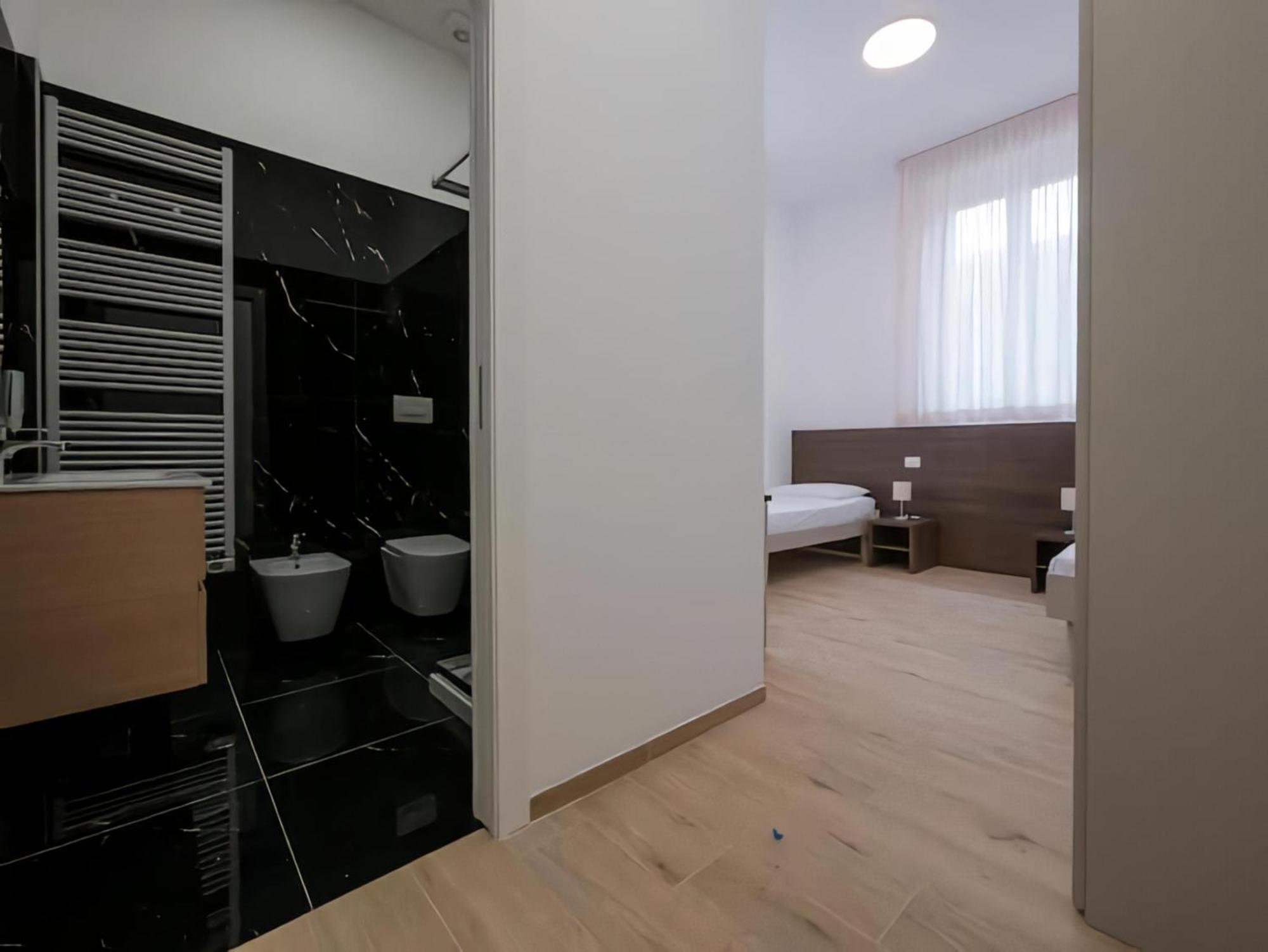 Casa Sforza Hotel Milan Bagian luar foto