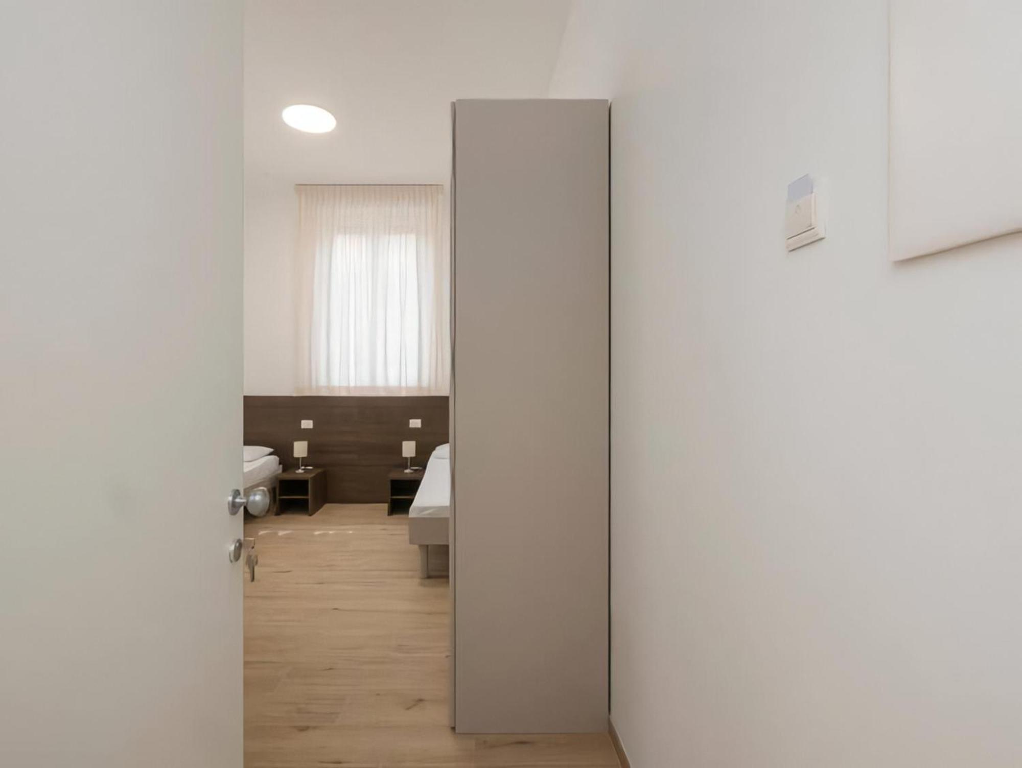Casa Sforza Hotel Milan Bagian luar foto